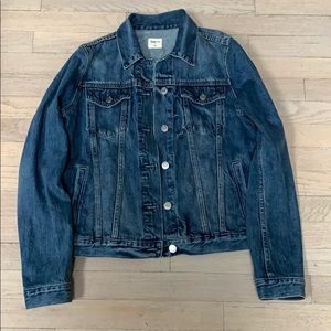 🎃 GAP Women’s Denim Jacket 🎃